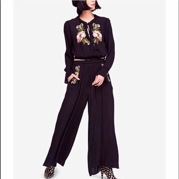 Free People Pants - BNWT free People boho Embroidered long black pants